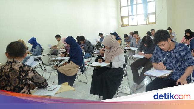 Ironi Jalur Mandiri Masuk Ptn