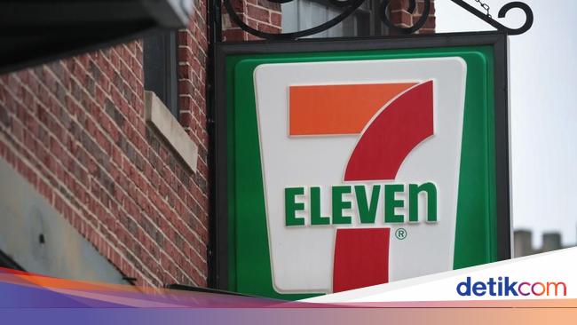 Penurunan Daya Beli dan Kalah Saing Paksa 7-Eleven Tutup 444 Gerai