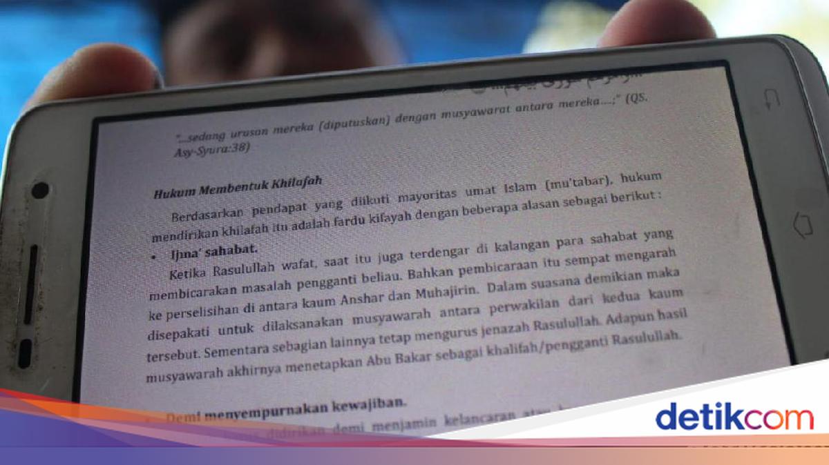 Buku Digital MA di Jombang Ajarkan Hukum Khilafah, Guru Minta Revisi