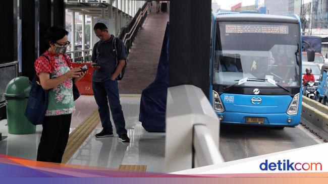 Pengumuman! Halte Tj Simpang Pramuka dan Rawamangun Tutup Mulai 18 Desember