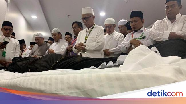 Tata Cara Sholat Jenazah Beserta Bacaannya Lengkap Tata Cara Sholat Jenazah Beserta Bacaannya Lengkap