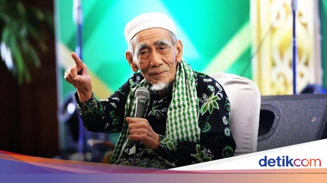 Kalimat Kalimat Inspiratif Mbah Moen Bertebaran Di Medsos Kalimat Kalimat Inspiratif Mbah Moen Bertebaran Di Medsos