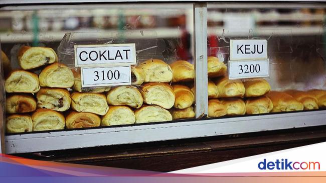 Toko Roti Jadul Puluhan Tahun Ini Masih Jual Roti Hangat Toko Roti Jadul Puluhan Tahun Ini Masih Jual Roti Hangat