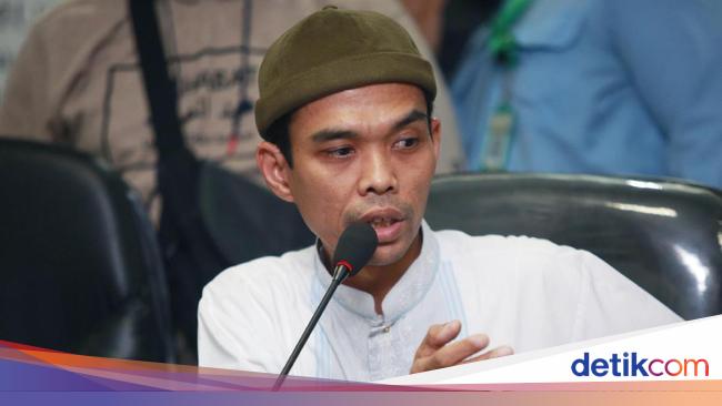 Tentang Ustaz Abdul Somad Yang Ceramahnya Sering Dibatalkan Panitia Tentang Ustaz Abdul Somad Yang Ceramahnya Sering Dibatalkan Panitia