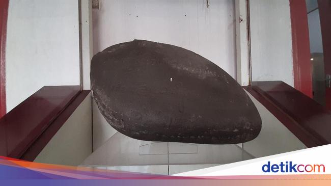 salah satu bukti peninggalan sejarah kerajaan sriwijaya yang masih tersisa adalah candi
