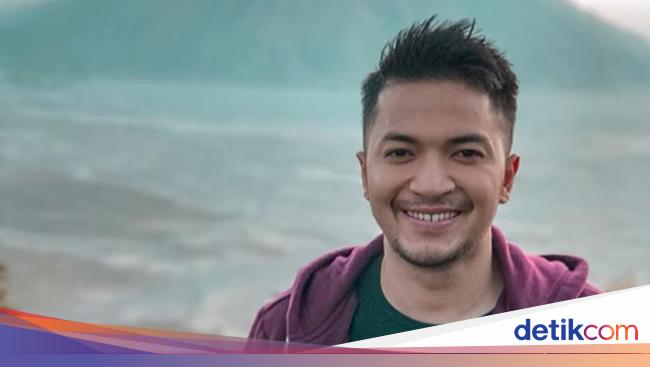 Ihsan Tarore Nyaris Mundur dari Dunia Hiburan, Sakit Hati Ibu Nangis Dibully