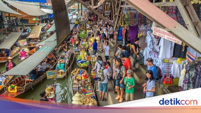 7 Floating Market Yang Wajib Kamu Kunjungi Di Thailand