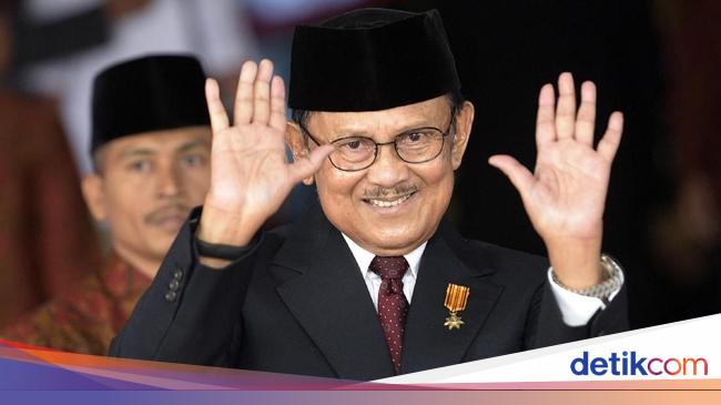 Profil Bj Habibie Presiden Ke 3 Ri Yang Juga Bapak Teknologi Indonesia