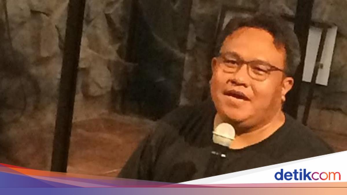 Tanggapan Dandhy Laksono Usai Dipolisikan Mama Sinta Terkait Film Pesta Babi