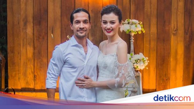 10 Inspirasi Dekorasi Pernikahan Artis Andien hingga Syahrini 