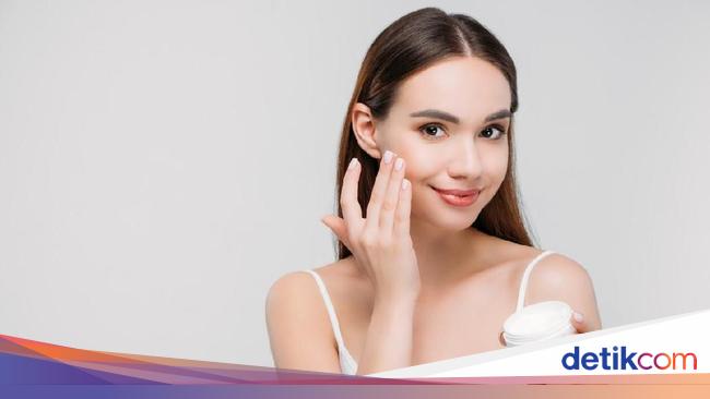 11 Cara Merawat Wajah Sehari Hari Agar Selalu Sehat 11 Cara Merawat Wajah Sehari Hari Agar Selalu Sehat