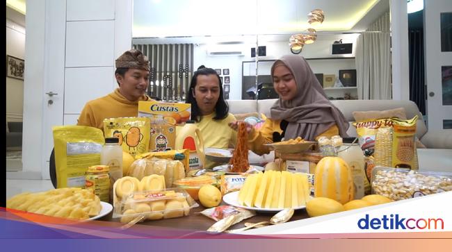 Jadi Trending Youtube Ria Ricis Seharian Makan Makanan Warna Kuning