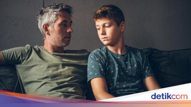 Arti Uququl Walidain, Lawan dari Sikap Birrul Walidain
