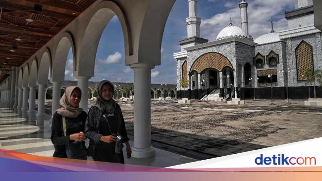 Seni Dalam Islam Aslinya Boleh Nggak Sih Nyanyi Dan Bikin Patung