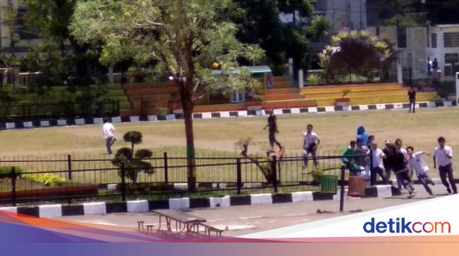Tawuran Pelajar Di Sukabumi Makin Mengkhawatirkan Polisi Patroli Siber
