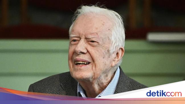 The present situation of former US President Jimmy Carter, says he can now not get up day-after-day