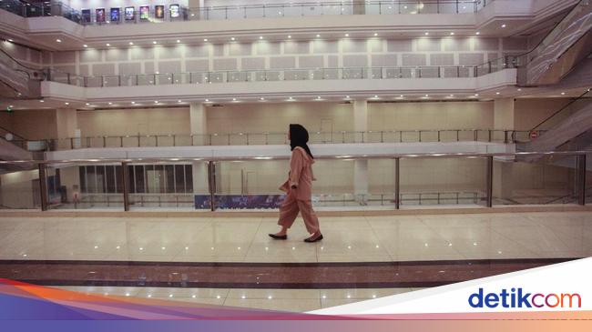 Ahok Jadi Komut Pertamina, Mall Sepi di Jakarta