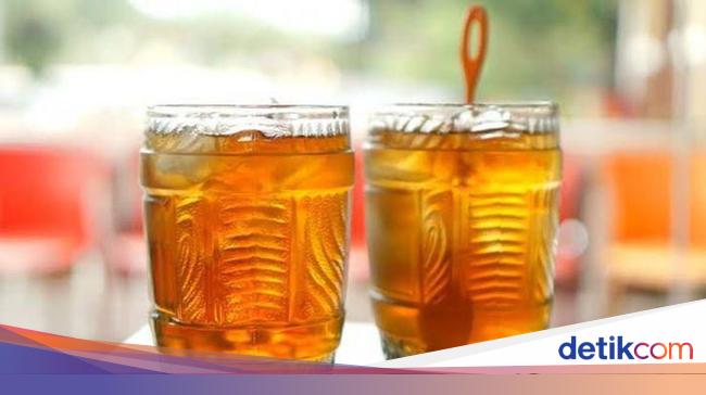 Inilah Resep Racikan Es Teh Warsinem Yang Viral Diantre Orang