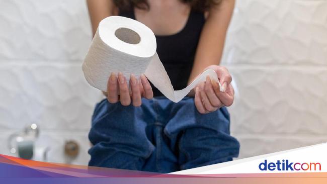 Be Careful Using Toilet Spray, Wrong Wipe Can Trigger Cervical Cancer