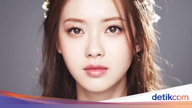 Pesona Kecantikan Artis Drakor yang Warna Matanya Seperti  Pesona Kecantikan Artis Drakor yang Warna Matanya Seperti