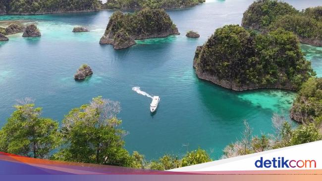  8  Tempat  Wisata  Terkenal di  Indonesia  yang Tersohor hingga 