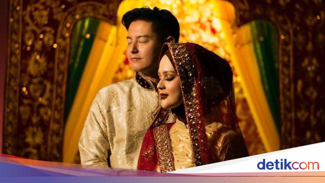 10 Foto Prewedding Artis Indonesia di 2019 yang Bisa Jadi 10 Foto Prewedding Artis Indonesia di 2019 yang Bisa Jadi