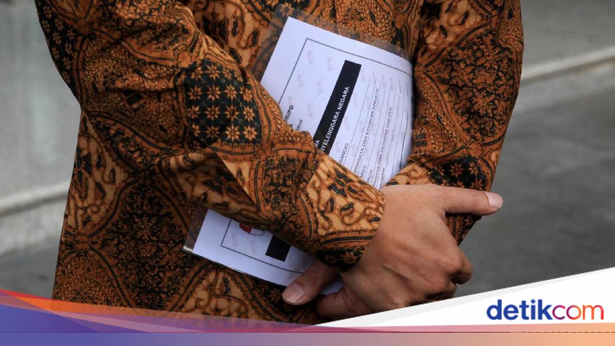 Jadi Opsi Dipotong Purbaya, Berapa Gaji Menteri Saat Ini?