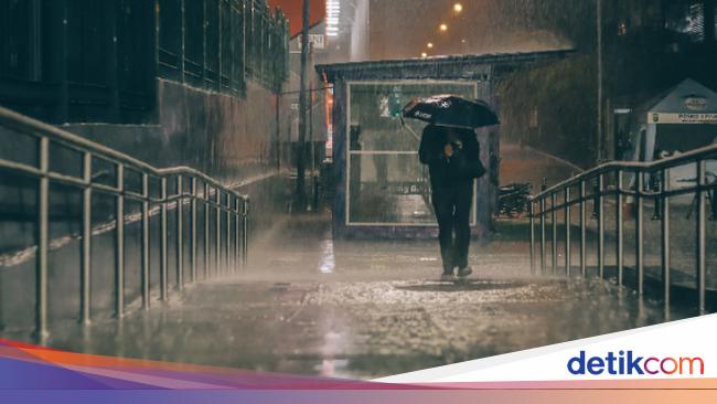 Hujan di Malam Hari Hujan di Malam Hari