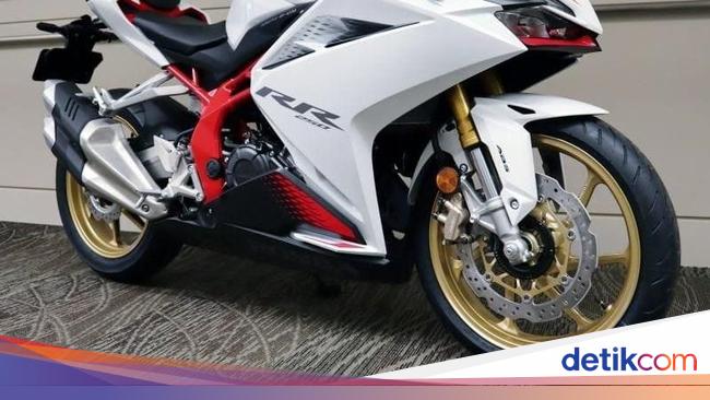 Tantang Ninja 4 Silinder Honda Perbarui Cbr250rr