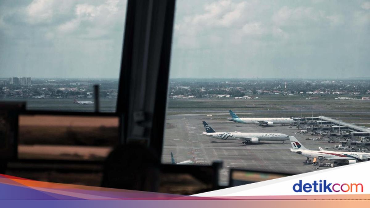 Gunung Anak Krakatau Erupsi, Operasional Bandara Masih Normal