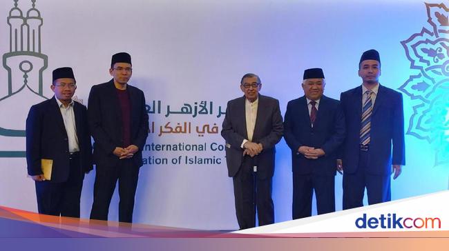 Prof Quraish Shihab Dapat Bintang Tanda Kehormatan Dari Pemerintah Mesir