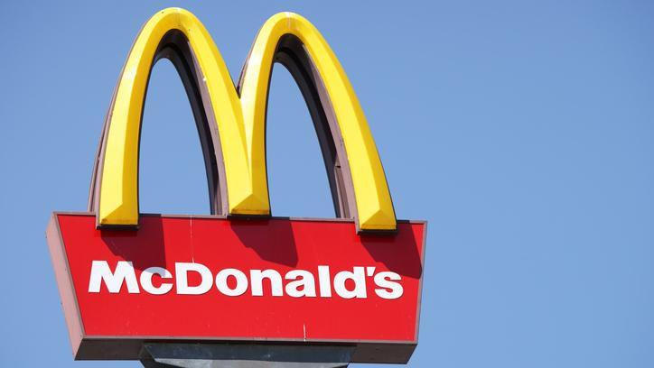 Sejarah McD Di Indonesia, Gerai Pertama Di Sarinah