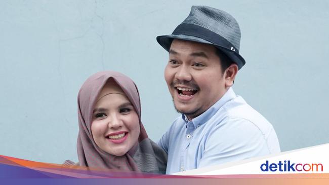 Indra Bekti talks about missing his family after divorce with Aldila Jelita in Jakarta