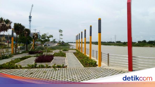 Foto Banjir Kanal Barat yang Hits di Semarang