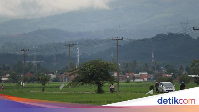 Suara aneh yang terdengar di langit Kecamatan Semen