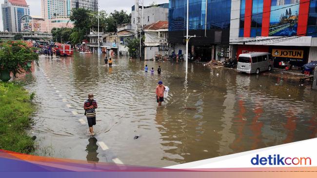 Banjir Lagi, Tips Agar Kaki Nggak Kena Jamur Ini Perlu Dicoba