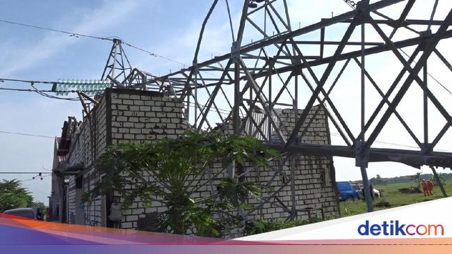 Dipasangi Tower Emergency, 3 Kabupaten di Jateng Diterangi Listrik Lagi - Detiknews