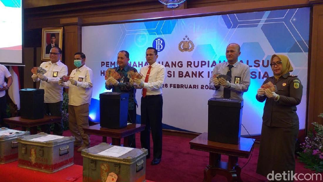 BI Musnahkan 50.000 Lembar Rupiah Palsu