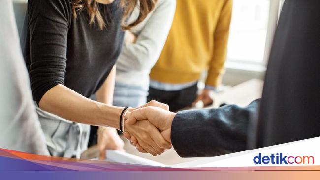 Tentang Salam Dan Hukum Jabat Tangan Di Tengah Wabah Virus Corona