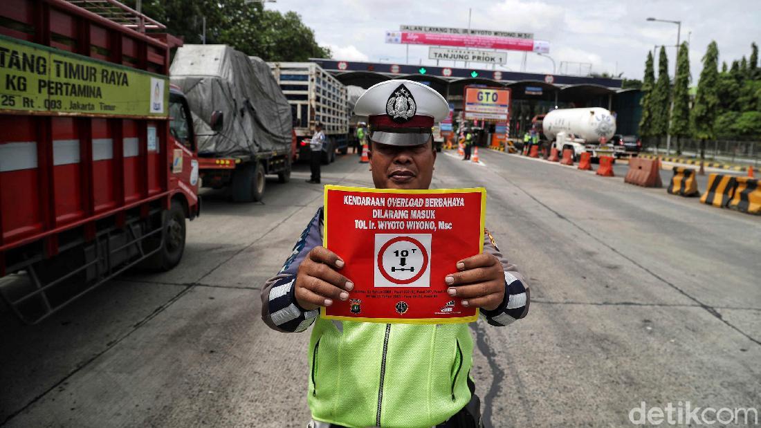 Fakta Seputar Larangan Truk Obesitas Di Jalan Tol Priok-Bandung