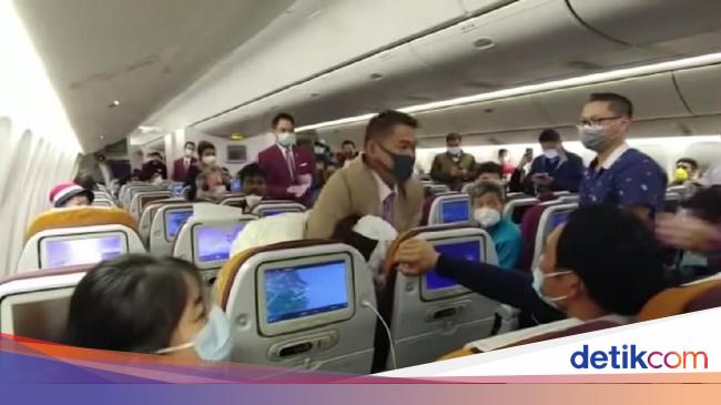 Viral Wanita Dipiting Akibat Batuk Saat Pemeriksaan Corona Di Pesawat
