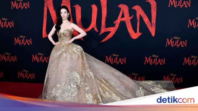 Cantiknya Bintang Mulan Liu Yifei Bak Princess Saat ...