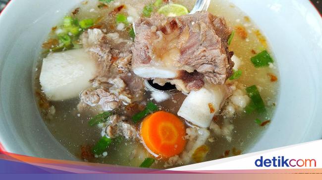 Resep Sop Iga Berkuah Bening dengan Daging Empuk Resep Sop Iga Berkuah Bening dengan Daging Empuk