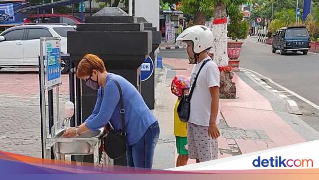 Penyediaan Faslititas Cuci  Tangan  di Tempat  Umum