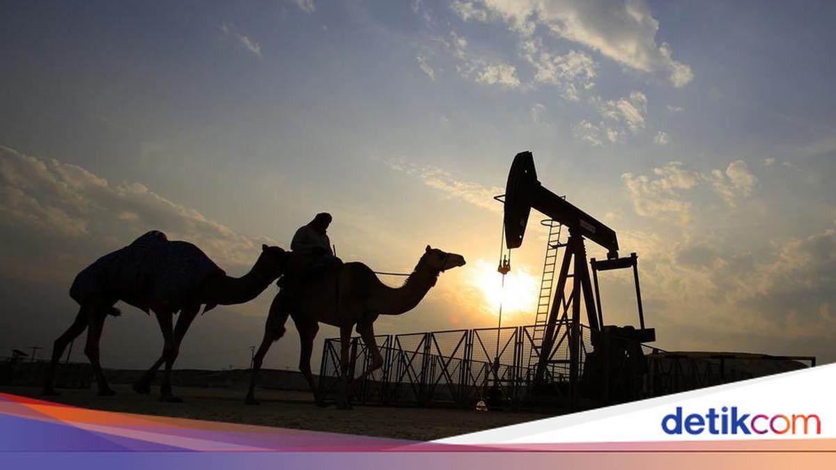 Iran Hantam Pipa Minyak, Arab Saudi Kehilangan 700 Ribu Barel/ Hari