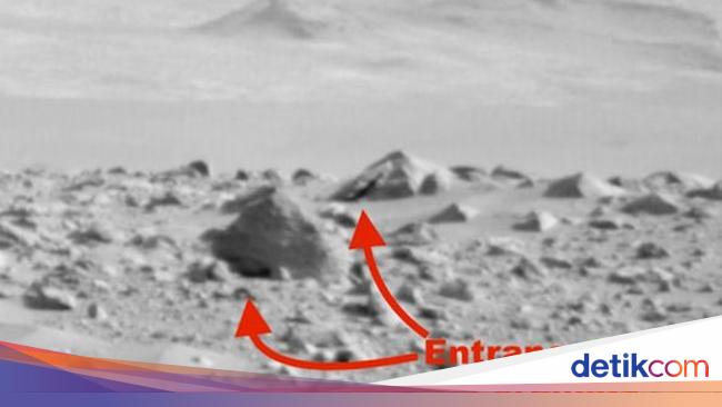 Mars Pyramid Discovery: Larger Than the Great Pyramid