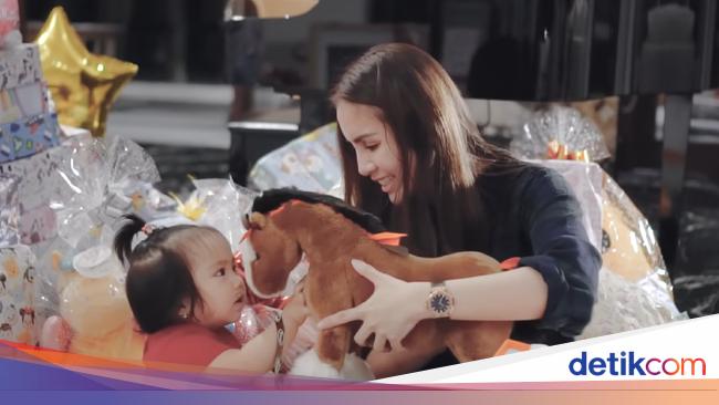 7 Desain  Ruang  Bermain  Anak Momo yang Super Mewah Ada 