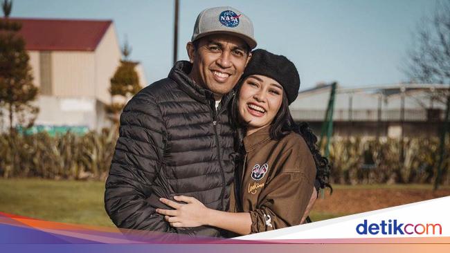 Romantic Memories with Glenn Fredly: Mutia Ayu’s Eternal Love