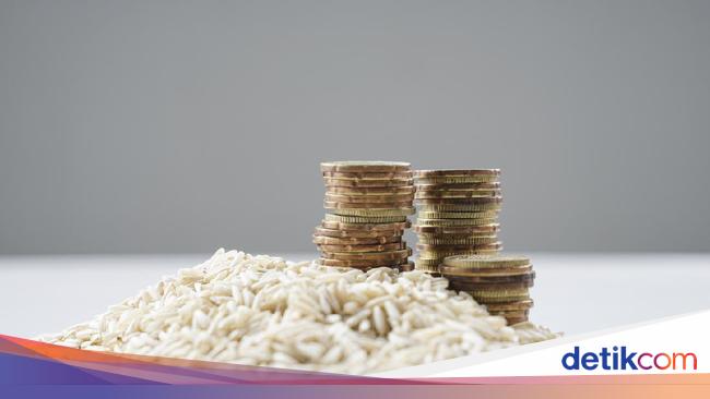 Membayar Zakat Fitrah Dengan Uang Bagaimana Hukumnya