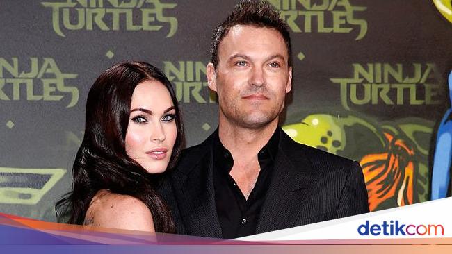 Dikabarkan Cerai Usai 10 Tahun Nikah Megan Fox Lepas Cincin Kawin